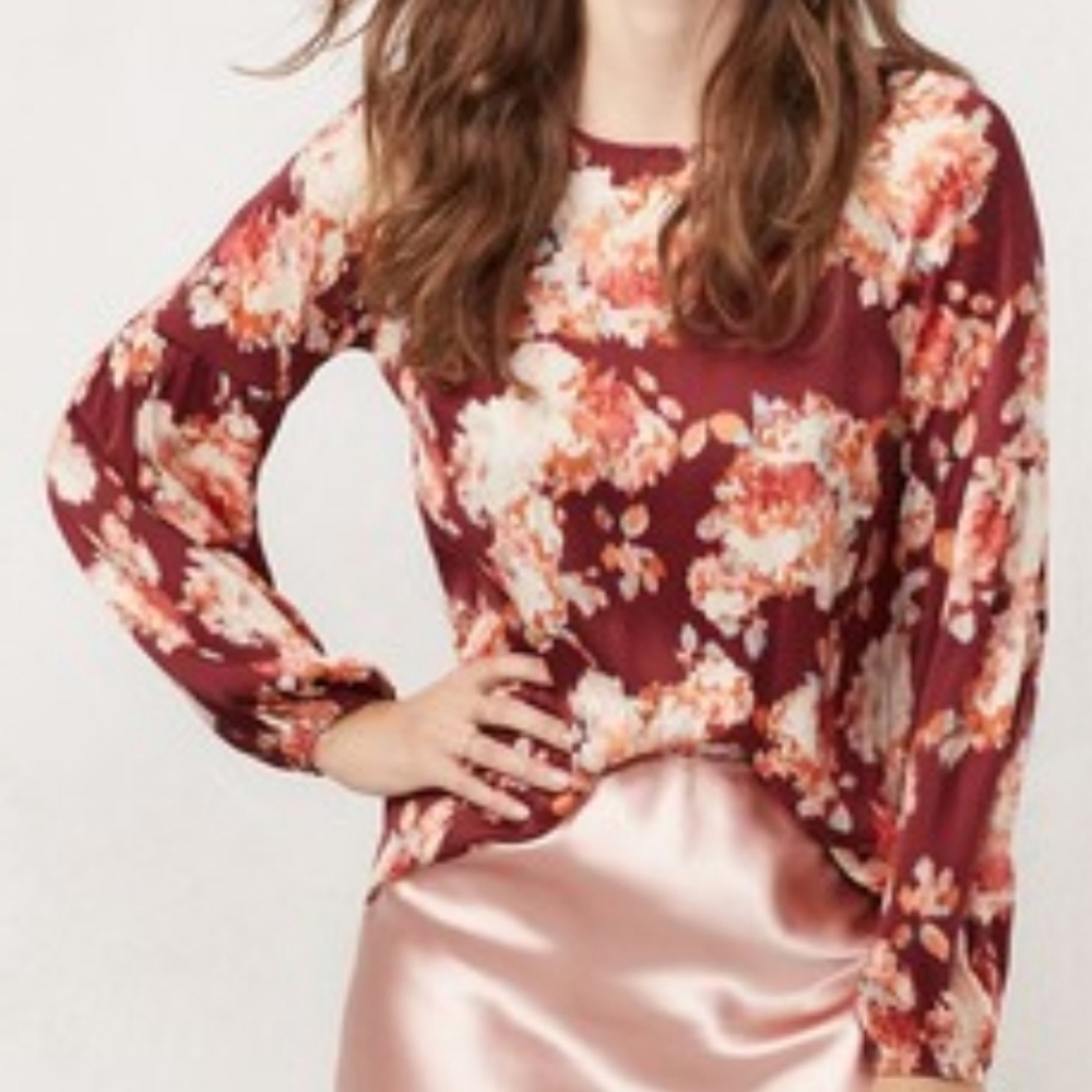 Lauren Conrad floral long sleeve top